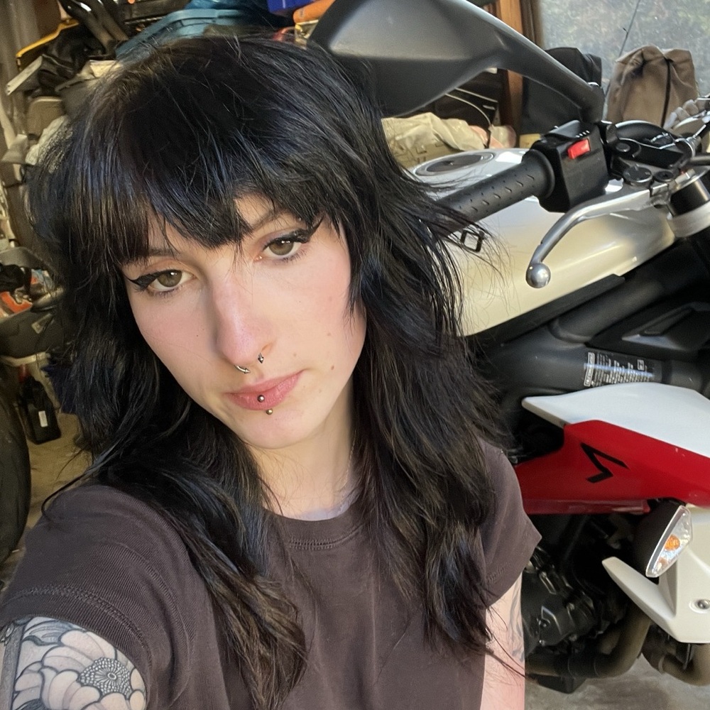 Meet your Posher, Viveka